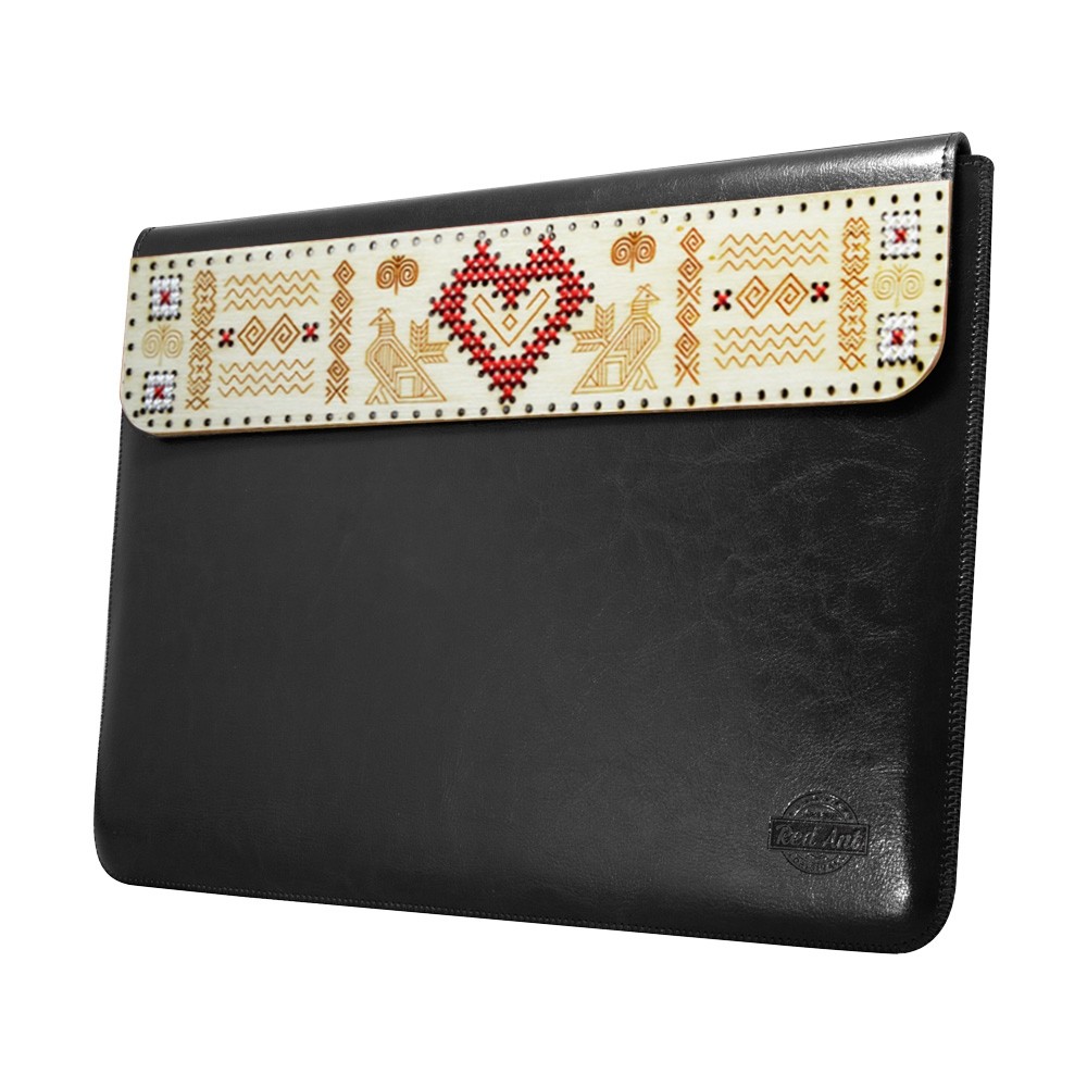 Kožené puzdro na notebook Folk srdce čierne MacBook 12"